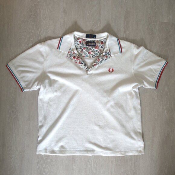 Fred Perry Polo (Custom Floral Collar) - Picture 1 of 3
